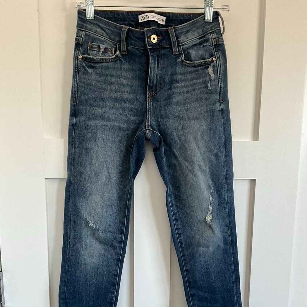Zara denim High Rise, distressed, skinny, cropped, Size 2